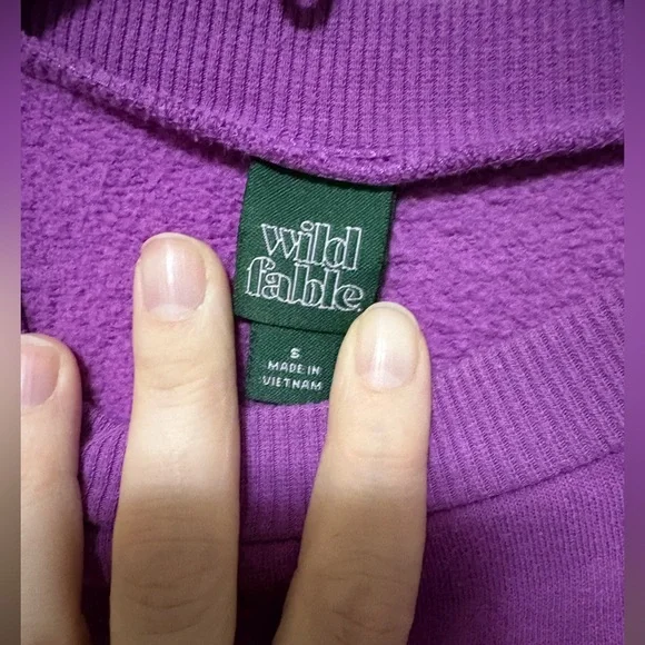 Wild Fable Cropped Purple Crewneck - Picture 2 of 3
